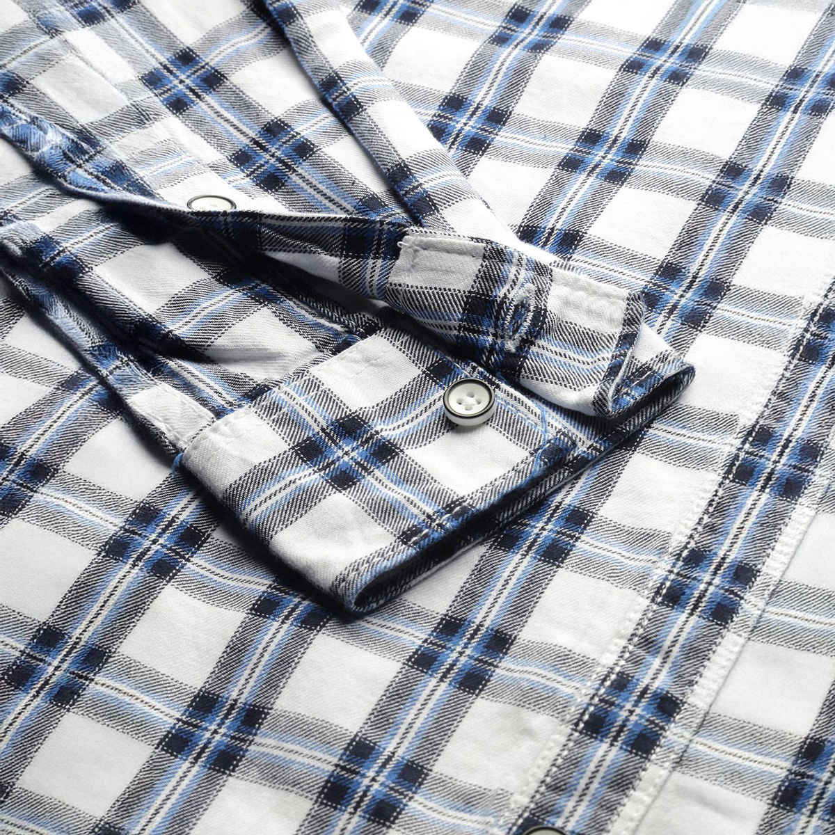 The Indian Garage Co Men's Slim Fit Checkered Casual Shirt | White - M