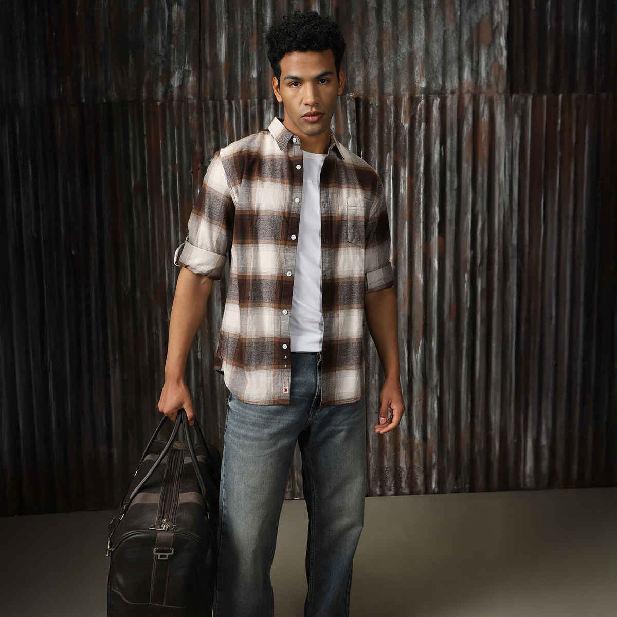 High Star Men Classic Spread Collar Checked Cotton Casual Brown Shirt (Size-40)