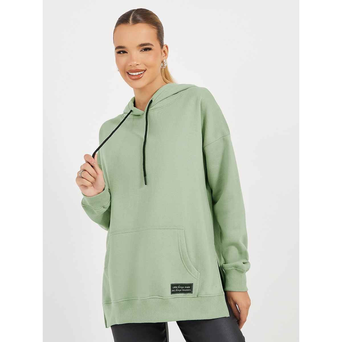 Styli Women Oversized Fit Longline Hoodie With Badge & Side Slits Green | XL