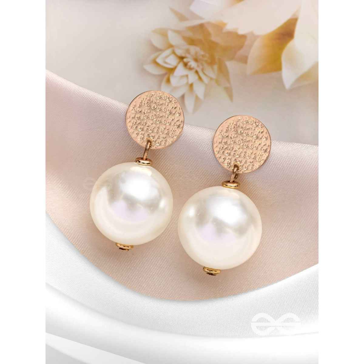 Everstylish The Classic Lustre - Pearl Drop Earrings