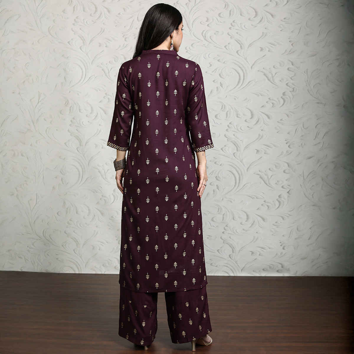 Vishudh Women's Printed Viscose Straight Kurta With Cropped Palazzo | VNK3008039 | Fig - L