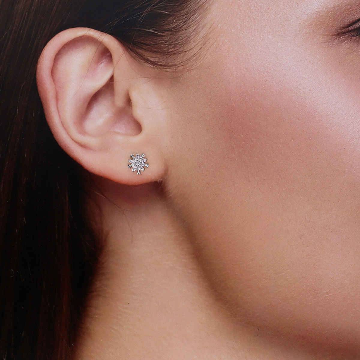 Kai Jewel Silver Snowflake Stud Earrings | ERSD784-S-NA