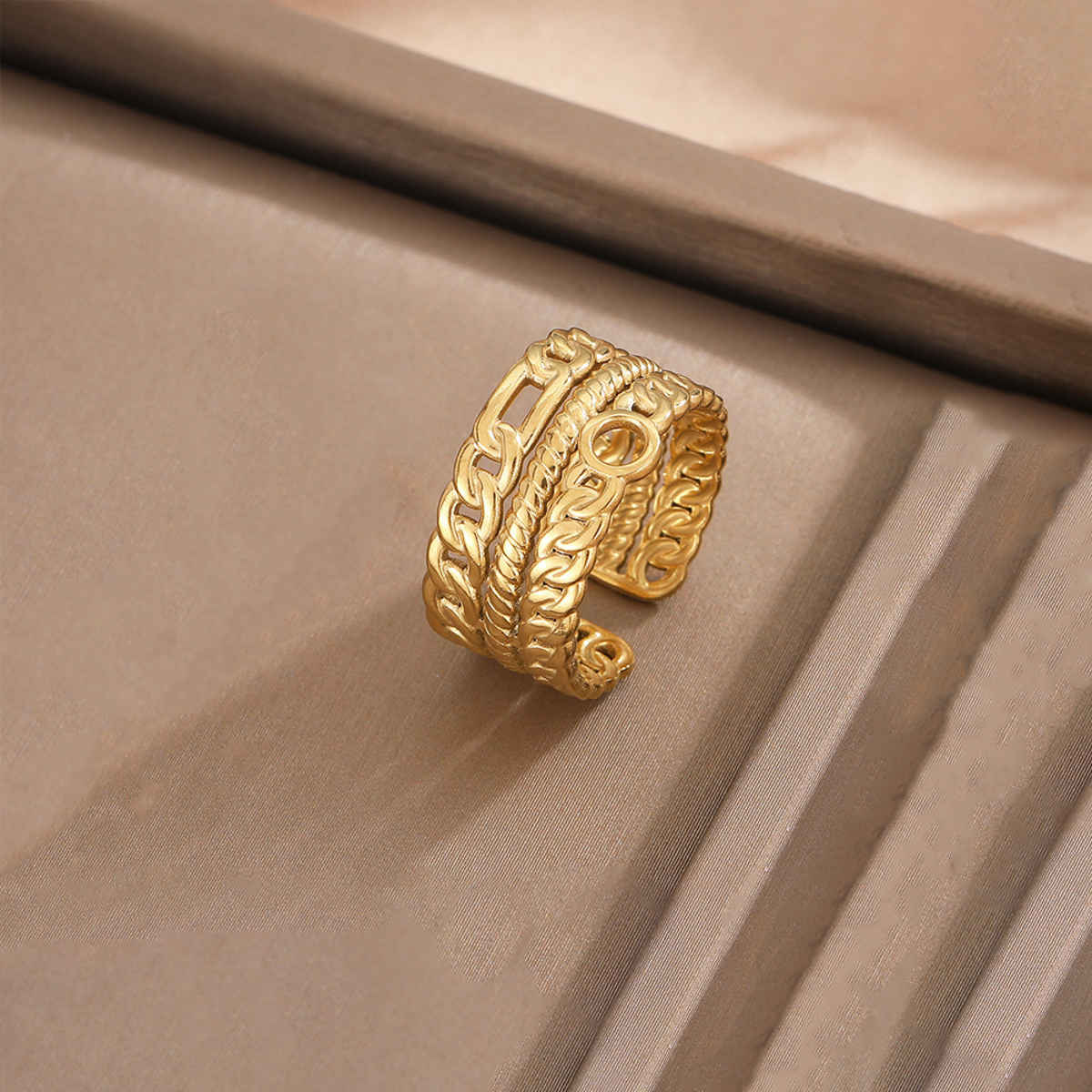 LabelShe Gold-Plated Stainless Steel Contemporary Adjustable Ring | LS-RNG-72198