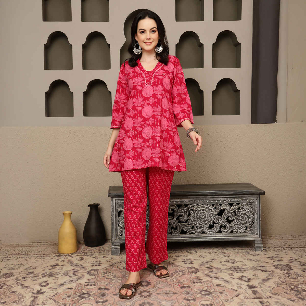 Bandia Women's Floral Printed Lace Embellished Co-Ords Set | Red - XL