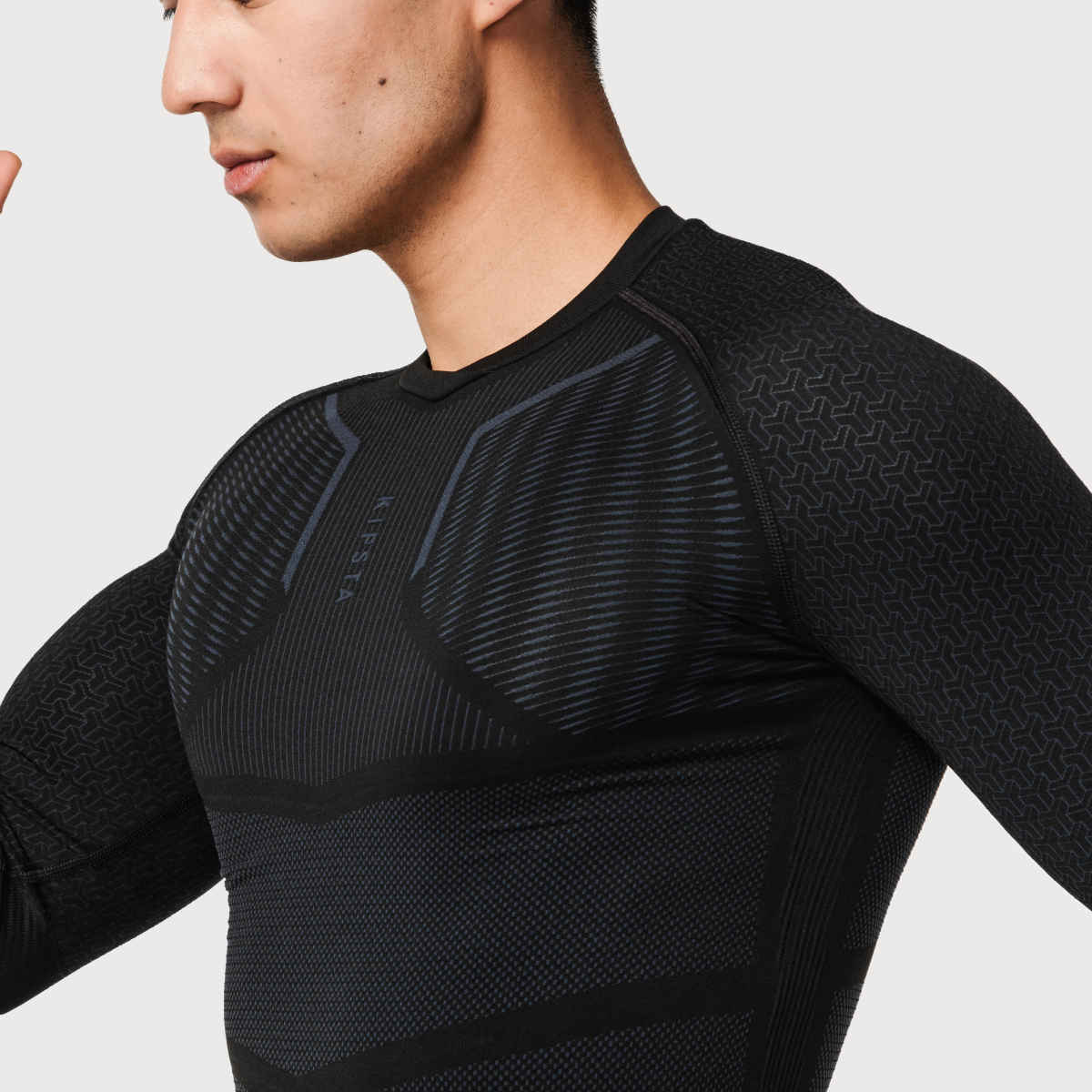 Decathlon | Kipsta Men's Quick Dry Long Sleeve Compression T-shirt | Black - M