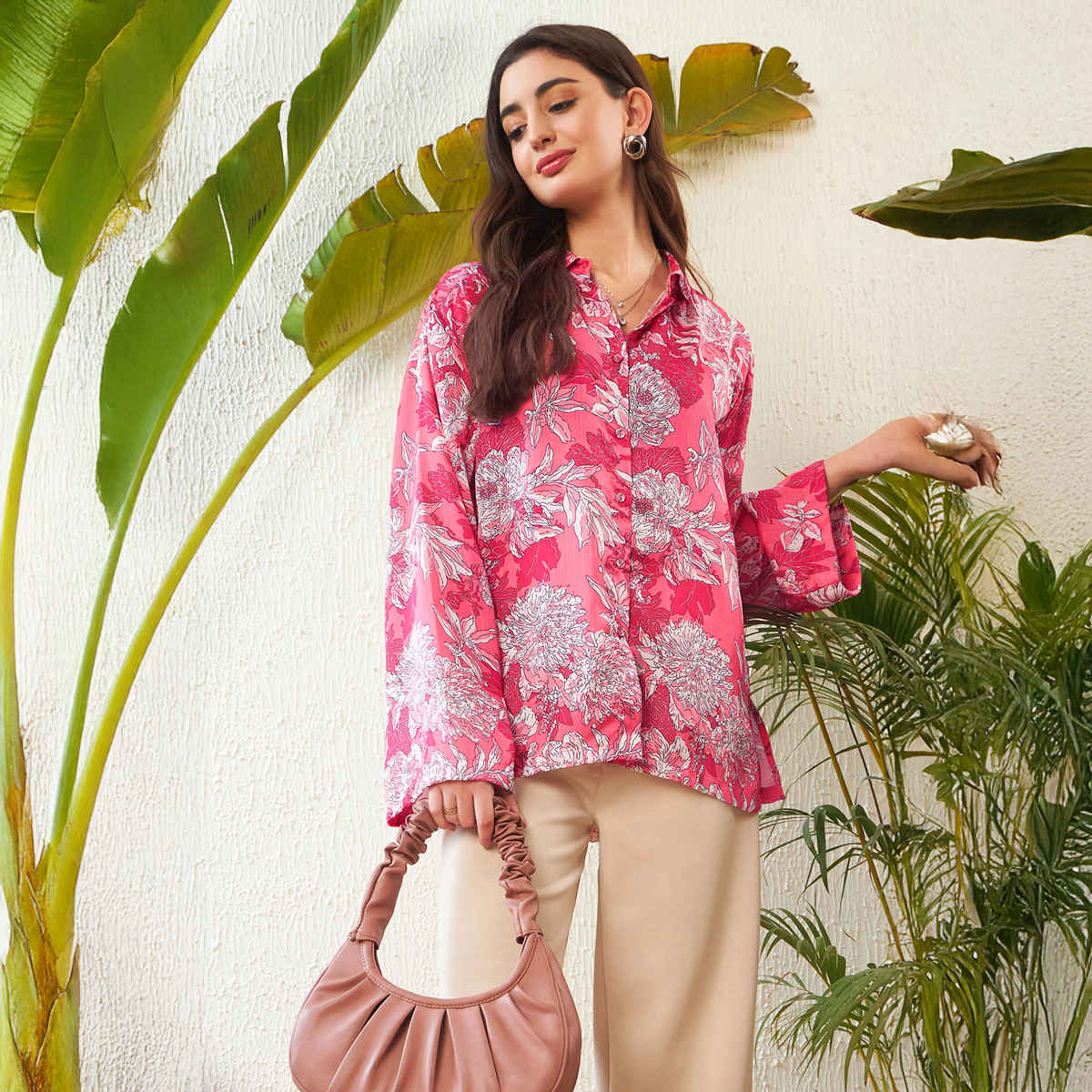 SASSAFRAS Women's Floral Oversize Shirt | Pink - L