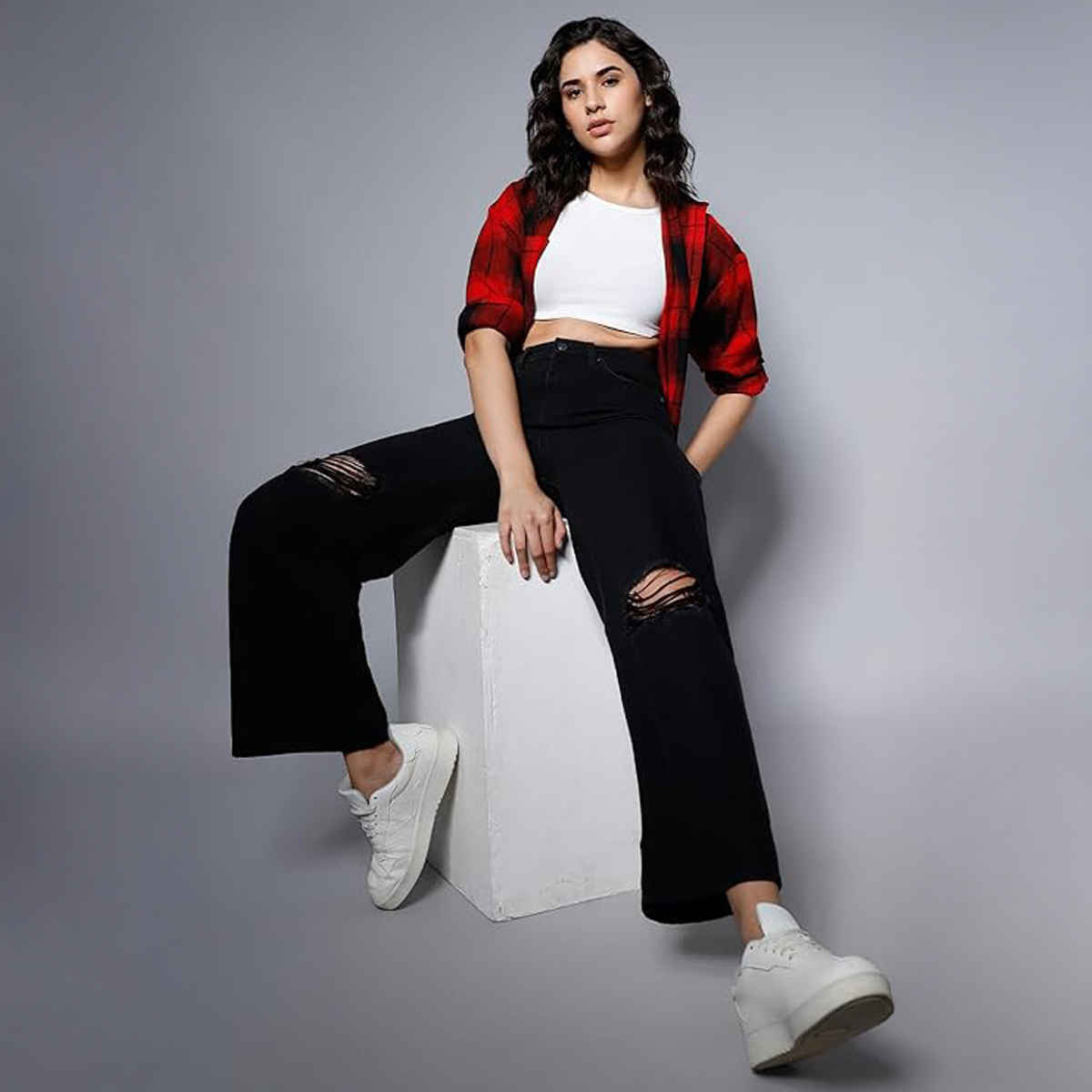 High Star Women's Wide Leg High-Rise Slash Knee Jeans | Black - 28