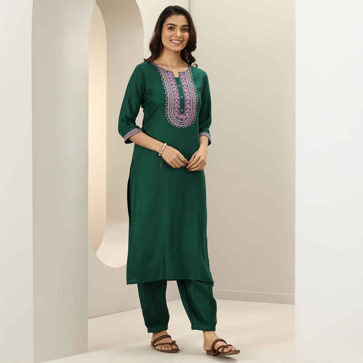 Libas Women's Self Design Rayon Straight Suit Sets With Dupatta | 400527 | Green - XL