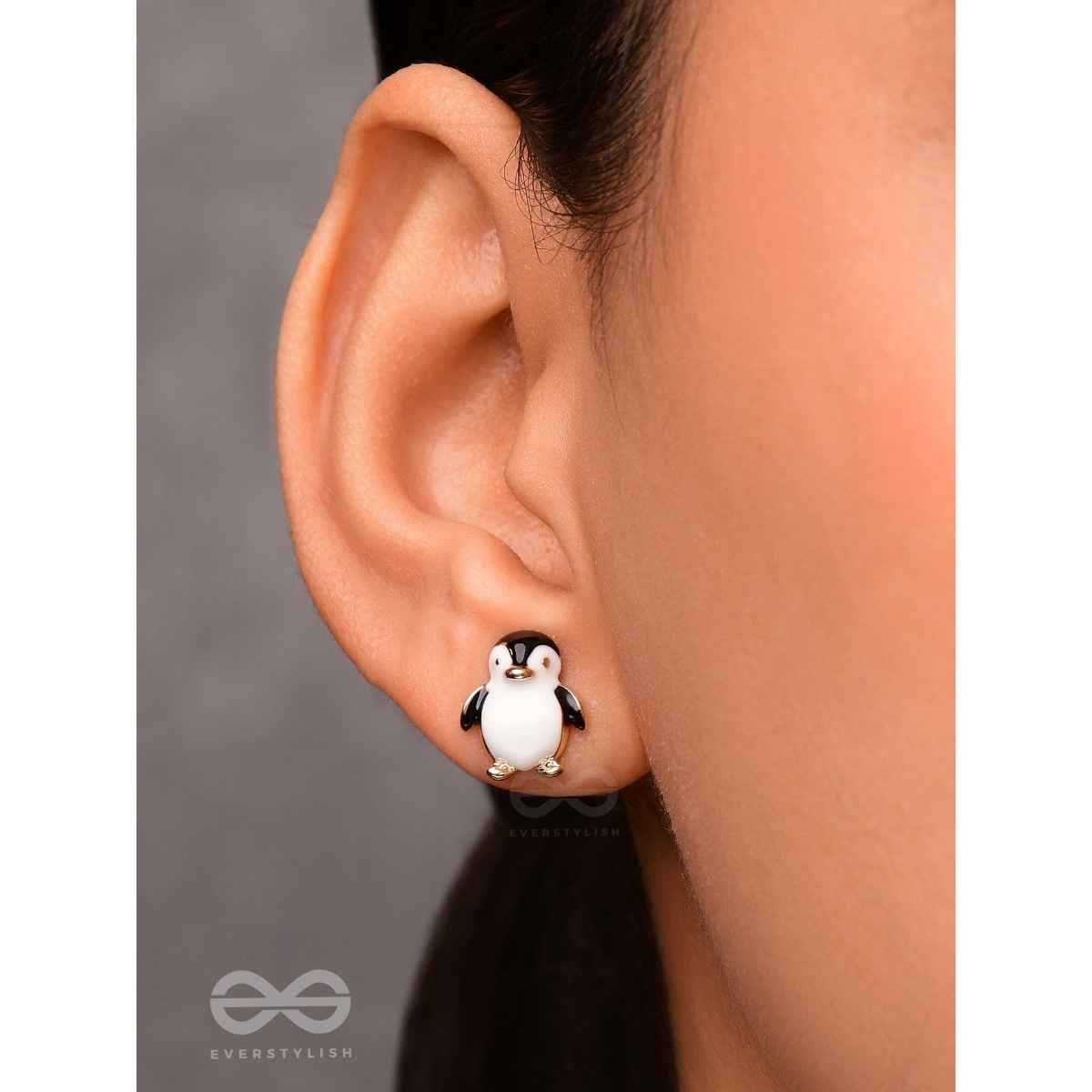 Everstylish Hello! Mr. Penguin - Golden Embellished Stud Earrings
