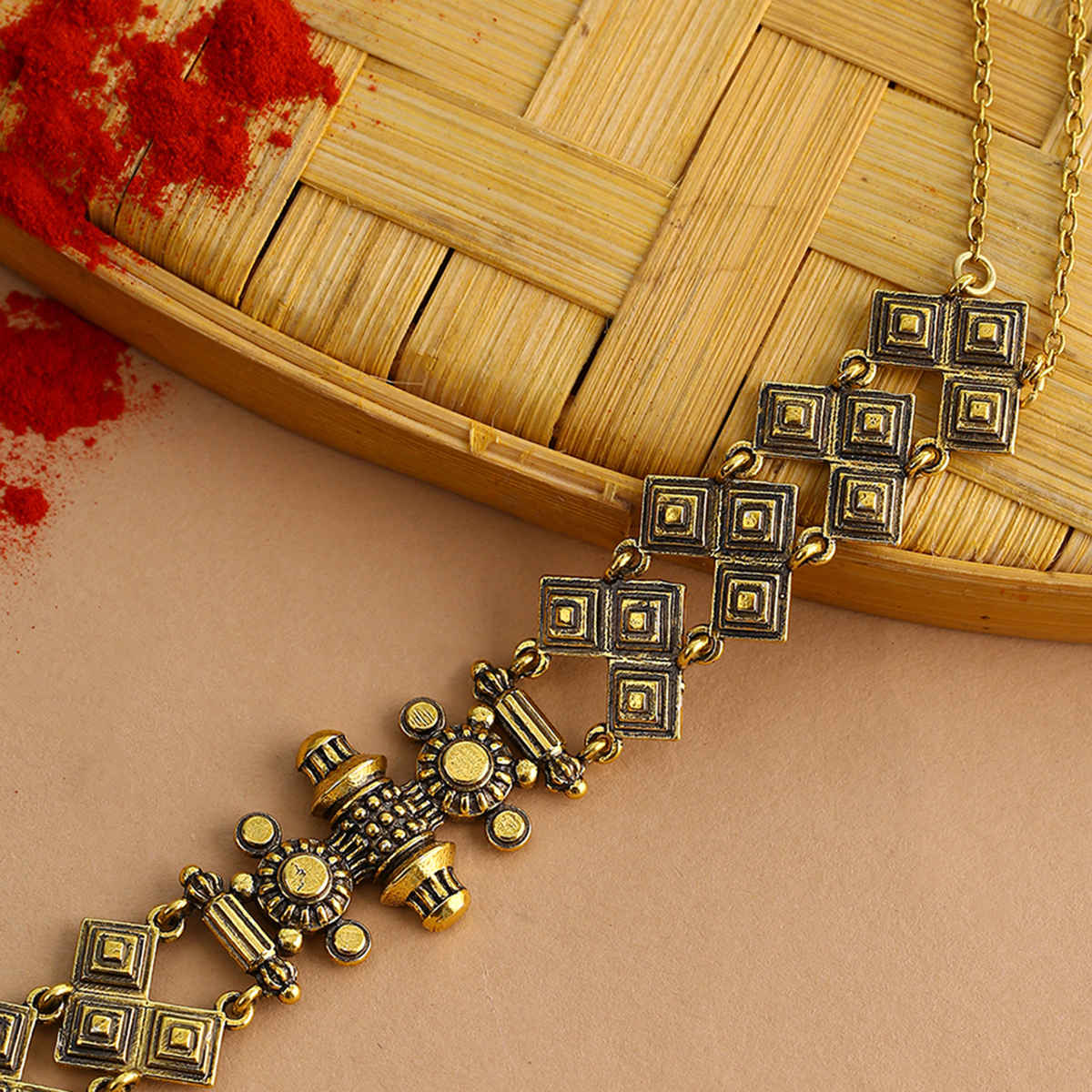 Voylla Temple Of Love Lattice Pattern Choker Necklace