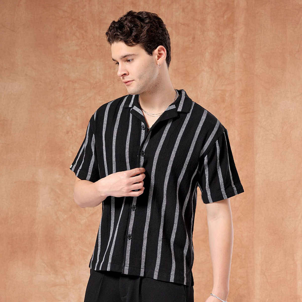 The Indian Garage Co Men's Relaxed Fit Striped Resort Half Sleeve Shirt | Black - L