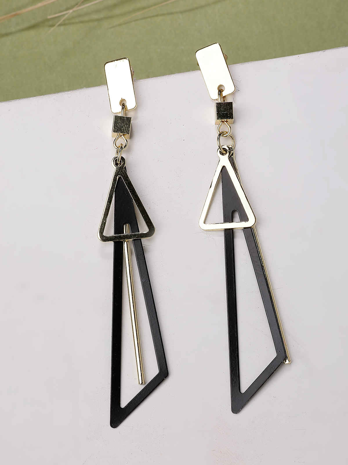 Scintillare By Sukkhi Gold Plated Fancy Long Geometric Dangle Golden Black Earrings For Women