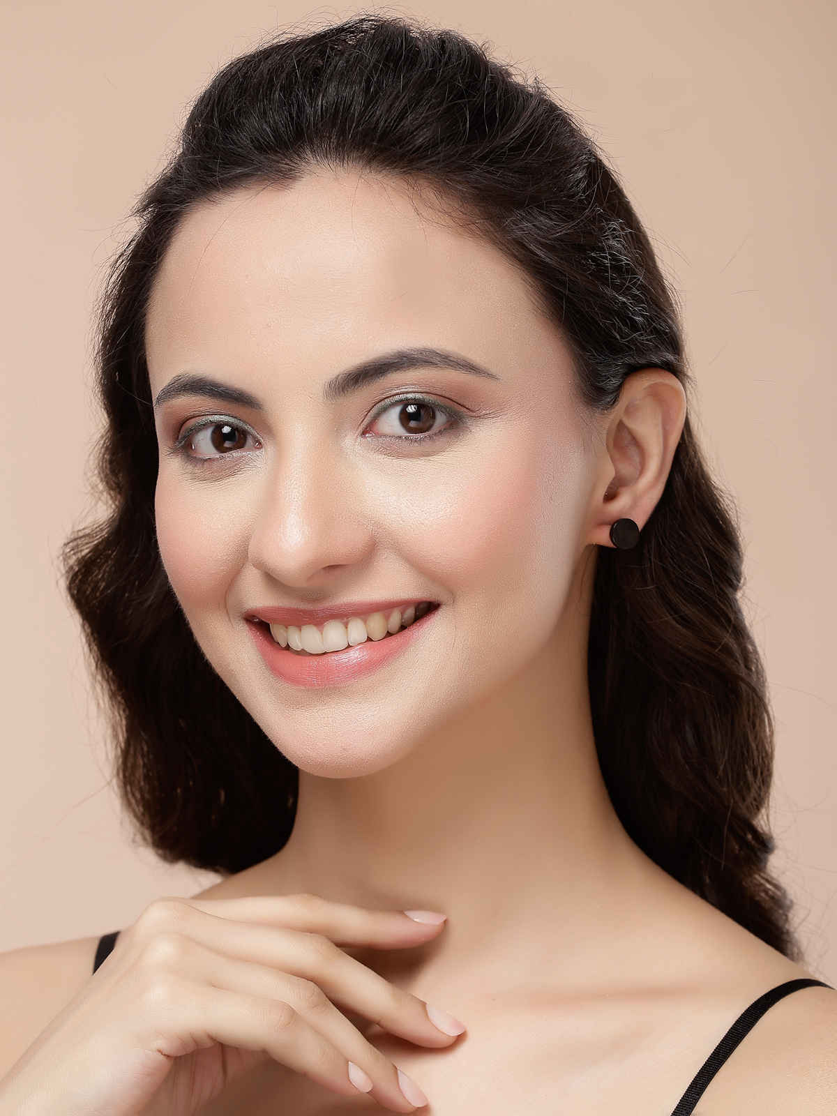 Scintillare By Sukkhi Stylish Stainless Steel Black Studs Earrings for Men & Boys & Women