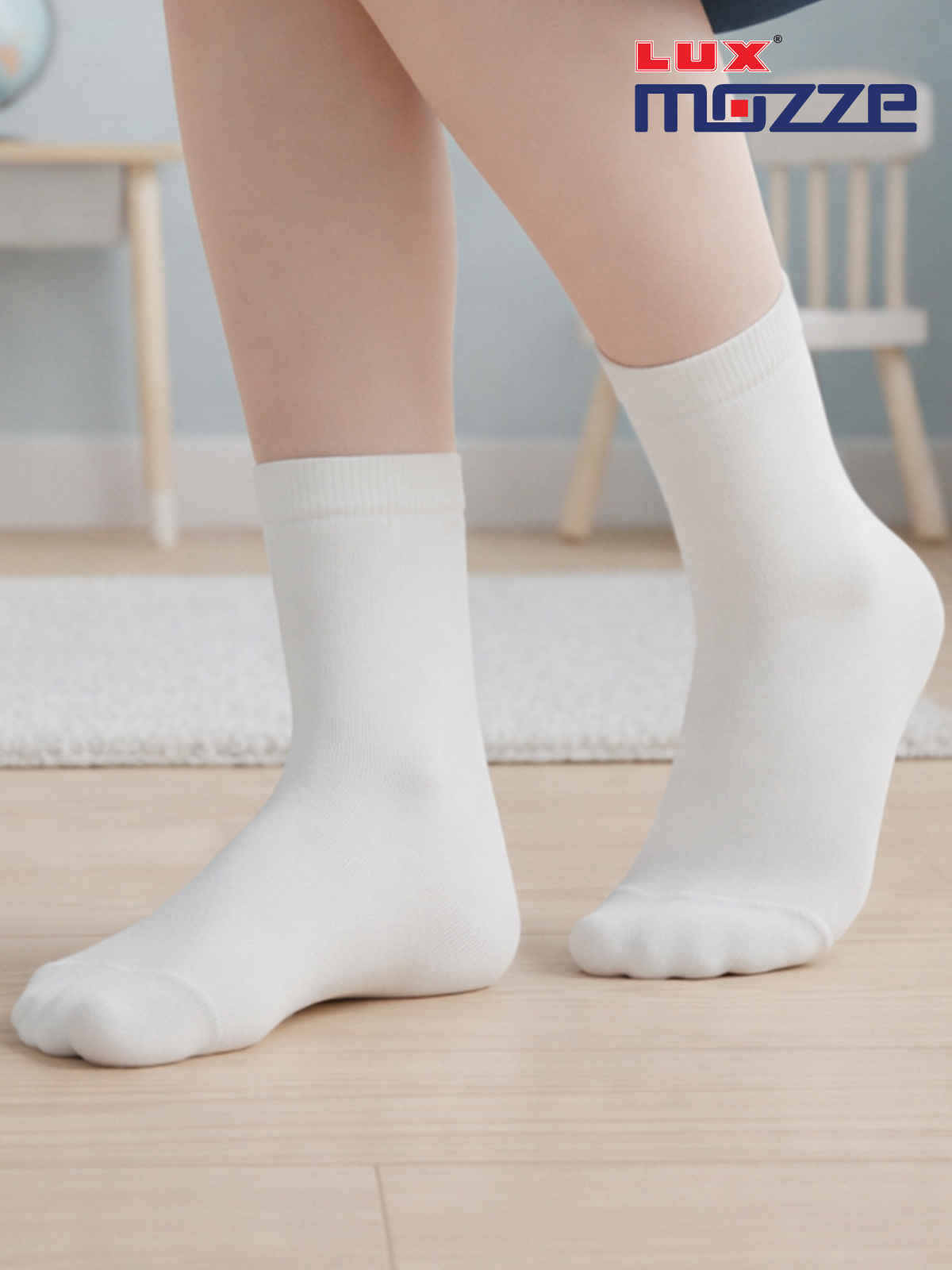 Lux Mozze Ultra Soft Crew Length Socks For Kids | White | Size 06 | Set of 3