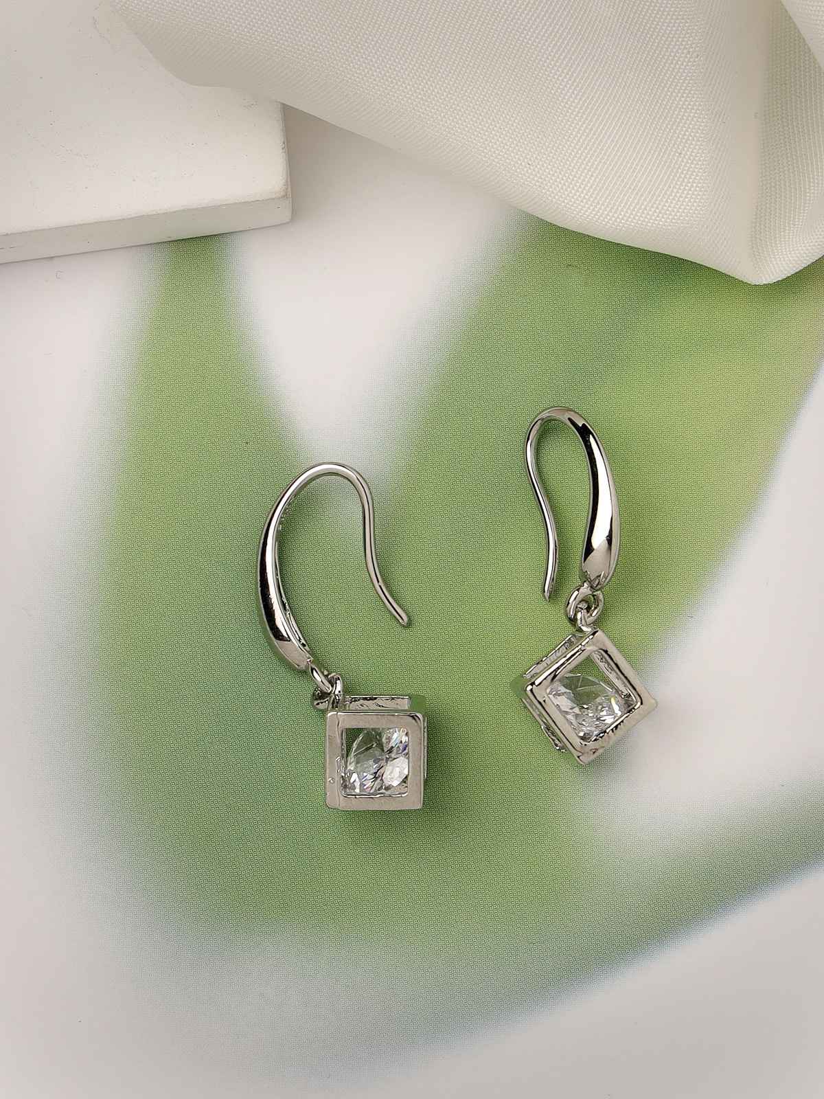 Scintillare By Sukkhi Fashionable Rhodium Plated American Diamonds Studded Silver Drop Earring