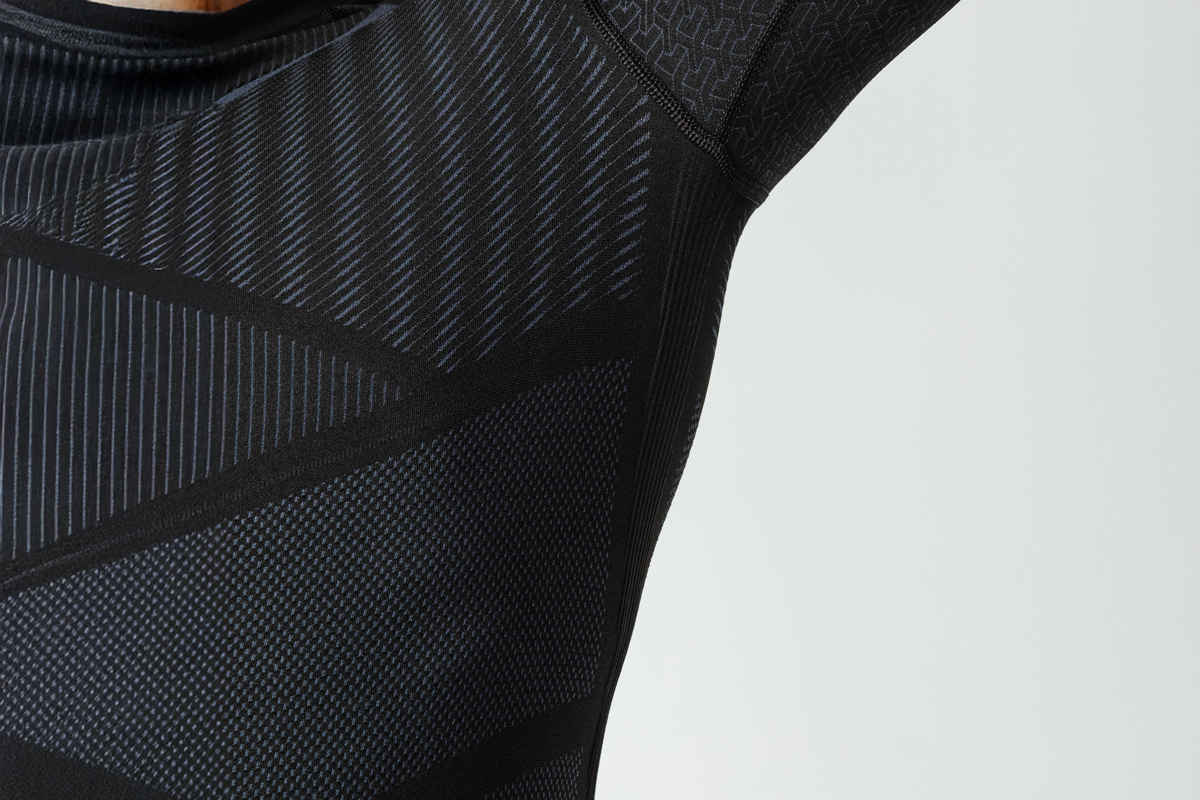 Decathlon | Kipsta Men's Quick Dry Long Sleeve Compression T-shirt - Black - 2XL