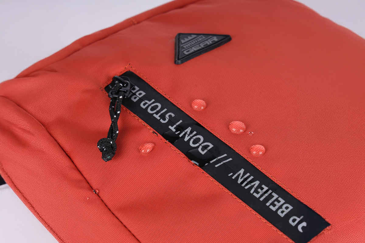 Gear Unisex Solid Polyester 16 L Backpack | Assorted - M