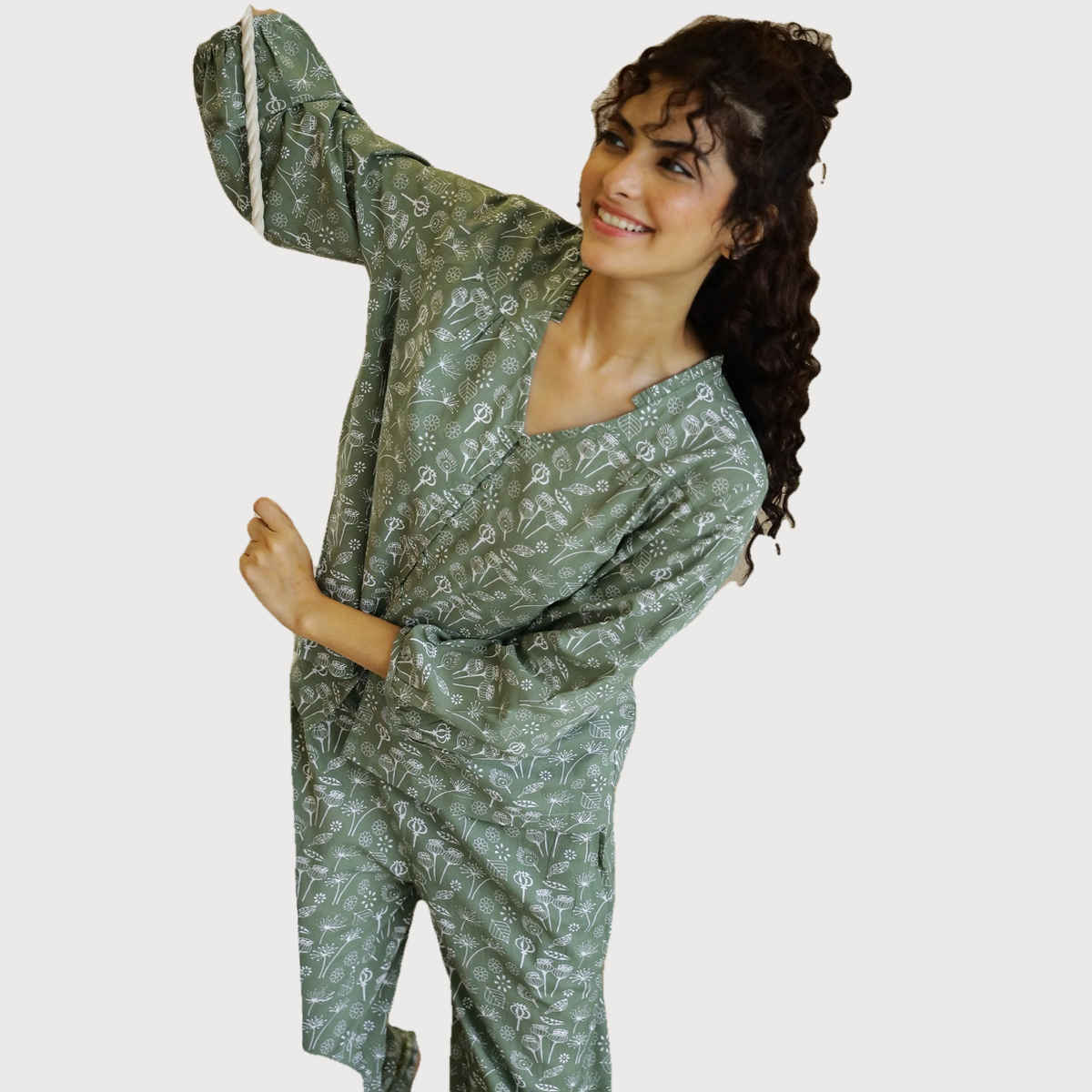 Sanskrutihomes Women Green Printed Night Suit SE-NSP-701 | L