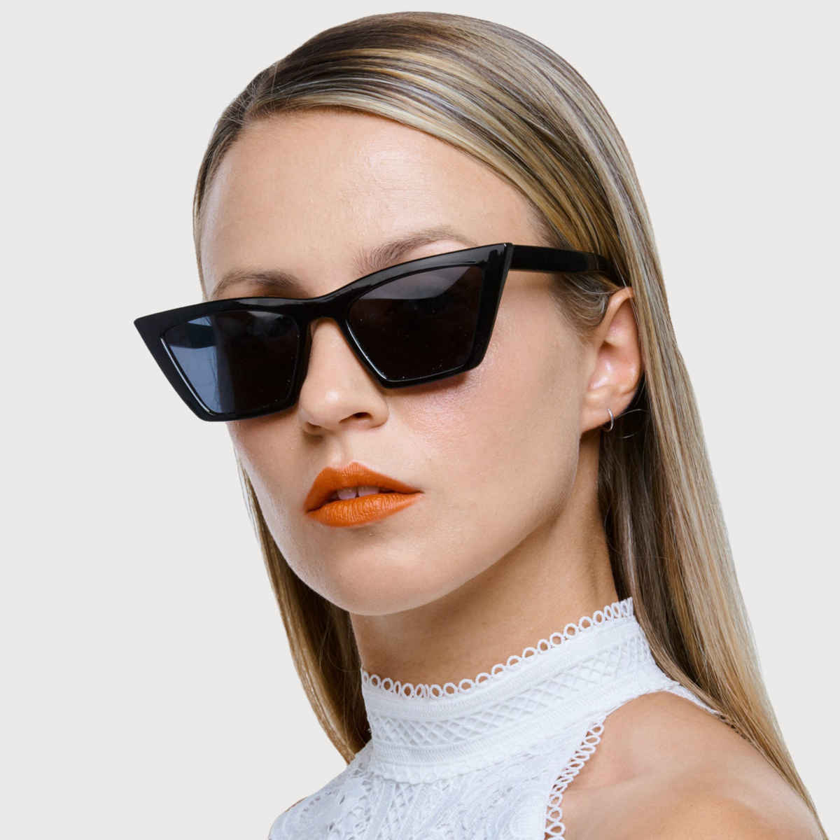 NuVew Women's Cat-eye Sunglasses | Black - Medium