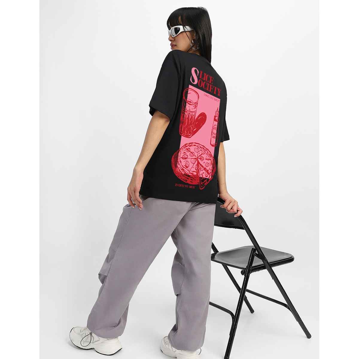 Juneberry Women s Graphic Back Print Black T-shirt - XL