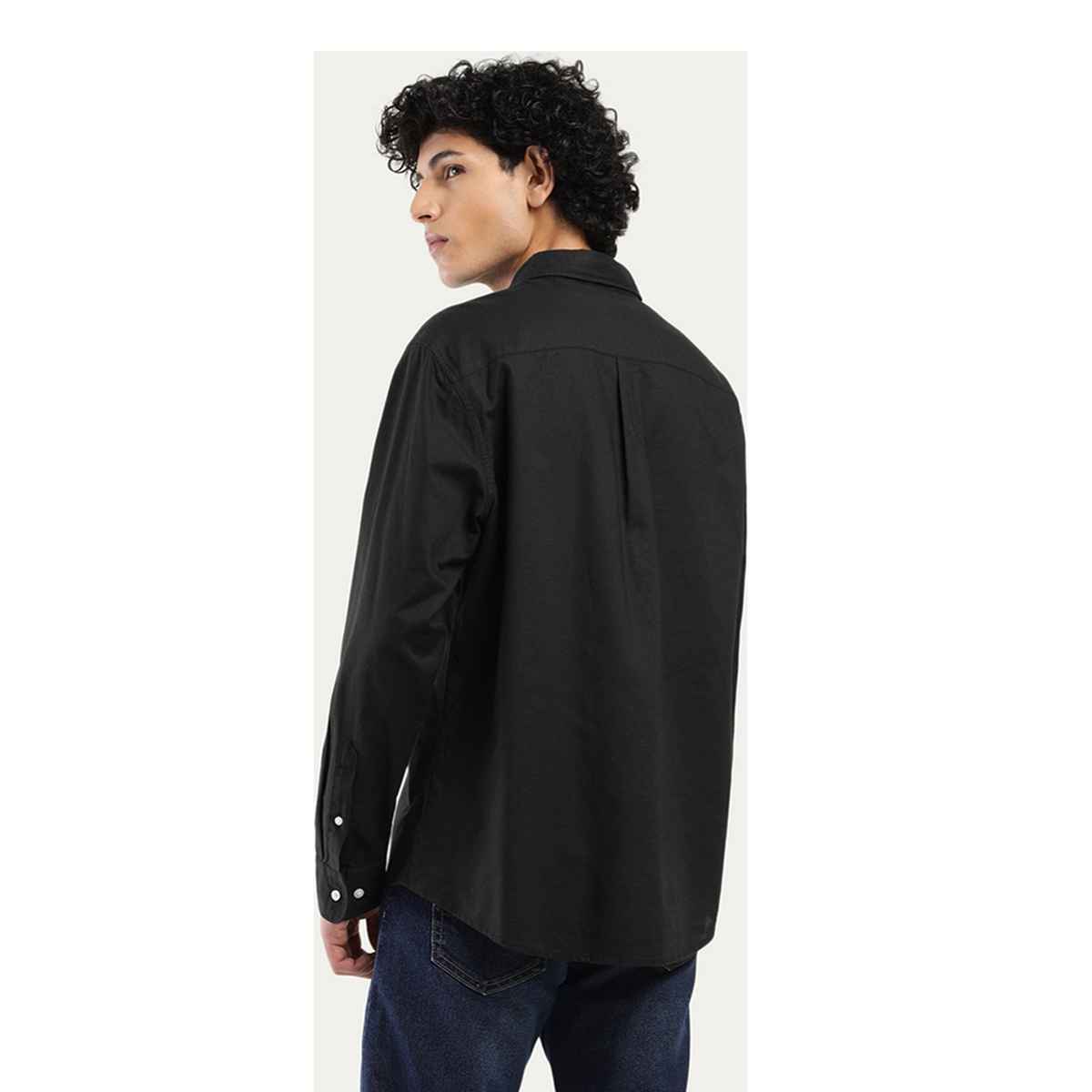 Levi's Men's 100% BCI Cotton Oxford shirt | Black - M