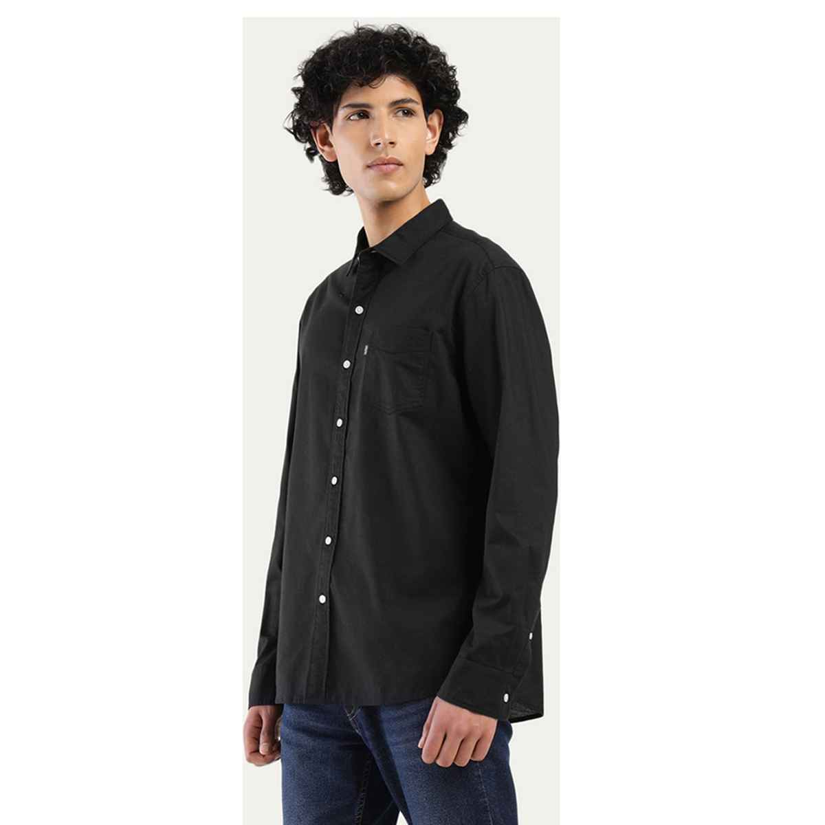 Levi's Men's 100% BCI Cotton Oxford shirt | Black - M