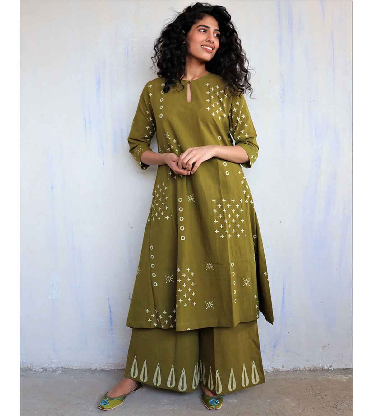 GoSriKi Women's Viscose Rayon Straight Printed Kurta with Palazzo | CHAURYA | Mehandi - XL