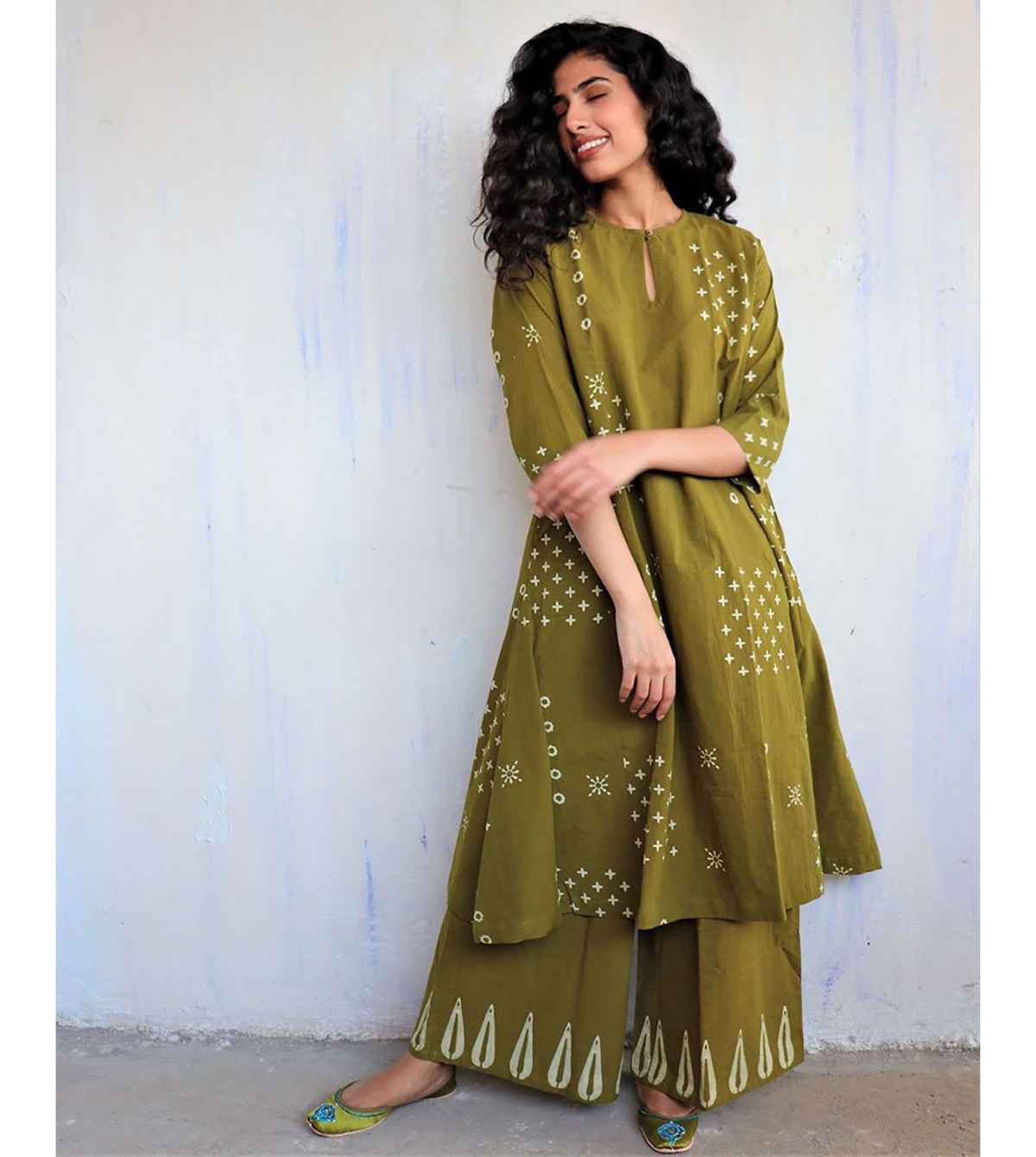 GoSriKi Women's Viscose Rayon Straight Printed Kurta with Palazzo | CHAURYA | Mehandi - XL