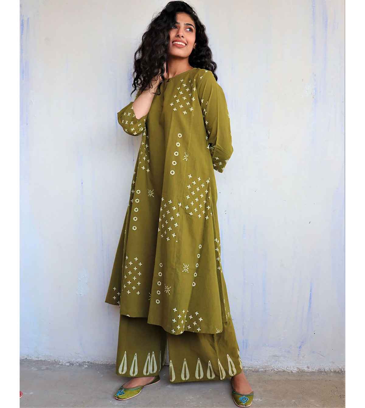 GoSriKi Women's Viscose Rayon Straight Printed Kurta with Palazzo | CHAURYA | Mehandi - XL