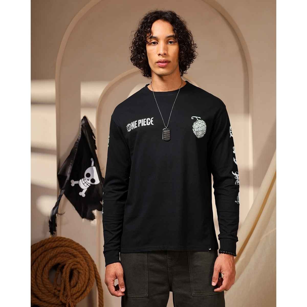 Bewakoof Official One Piece Men's Mugiwara Crew Graphic Printed Oversized T-shirt | Black | L