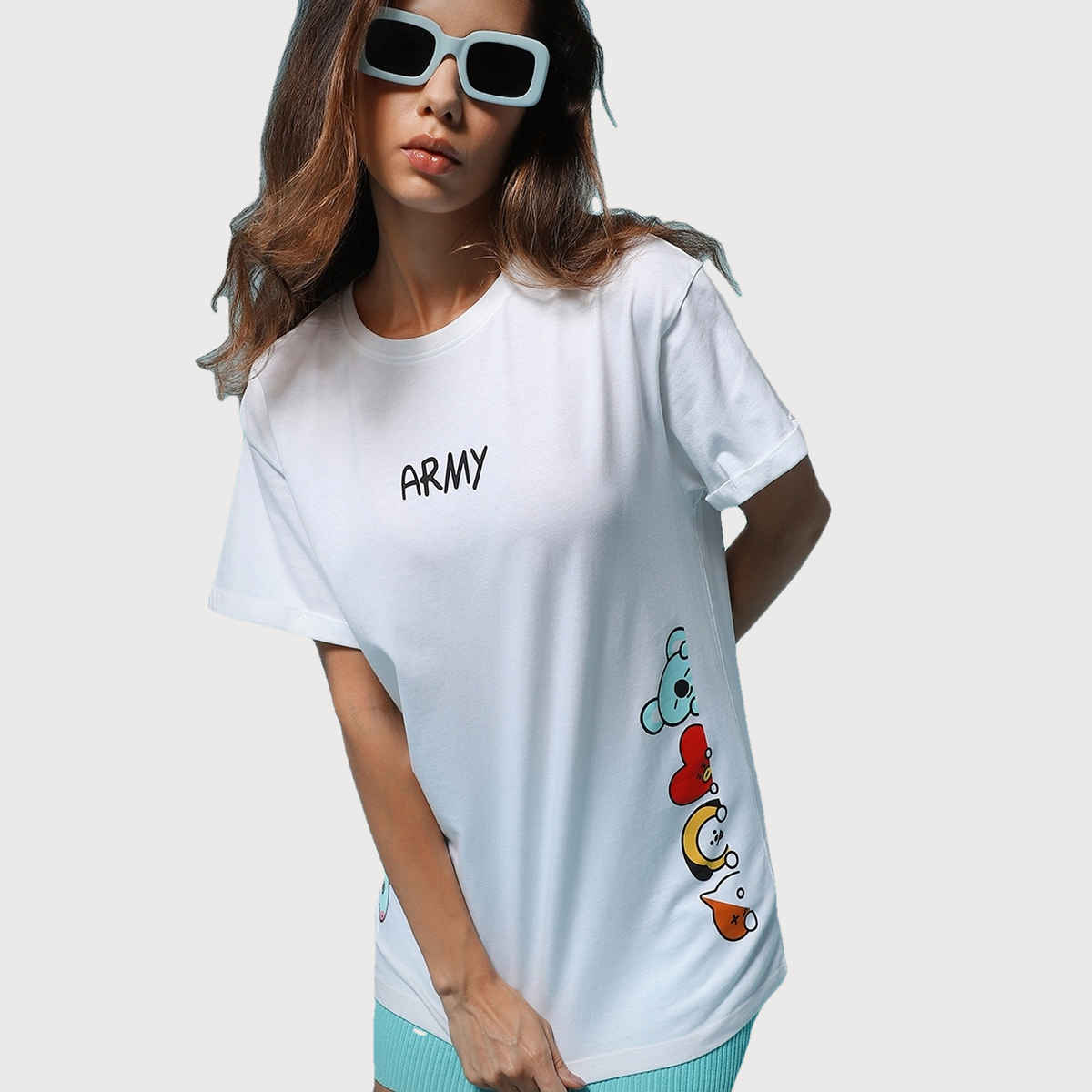 Bewakoof Women's Peeking Army Graphic Printed Boyfriend T-shirt | White | L