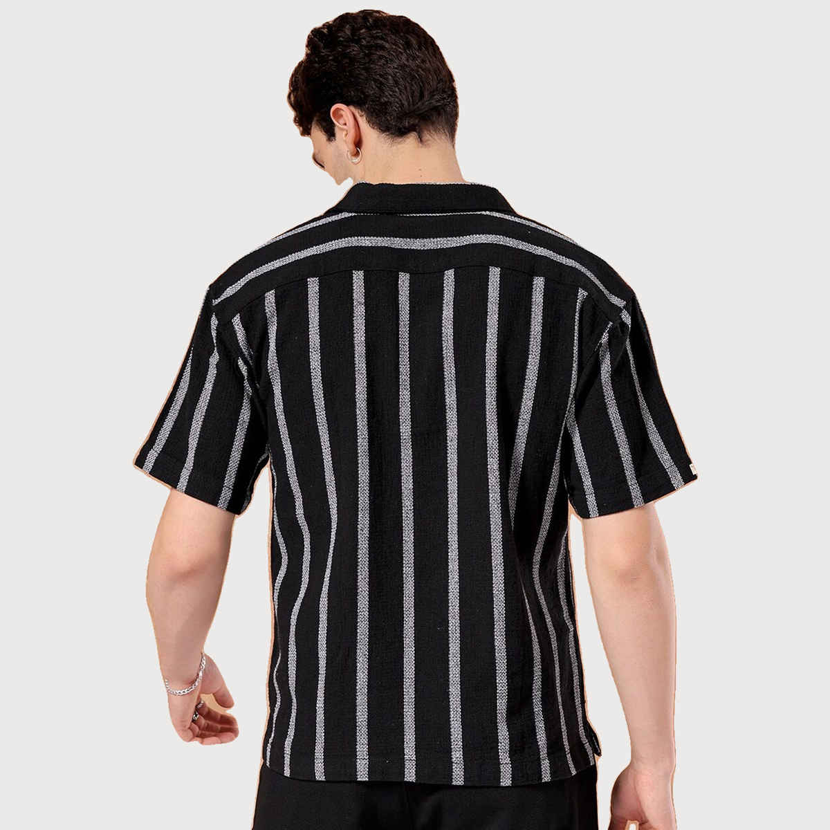 The Indian Garage Co Men's Relaxed Fit Striped Resort Half Sleeve Shirt | Black - XL