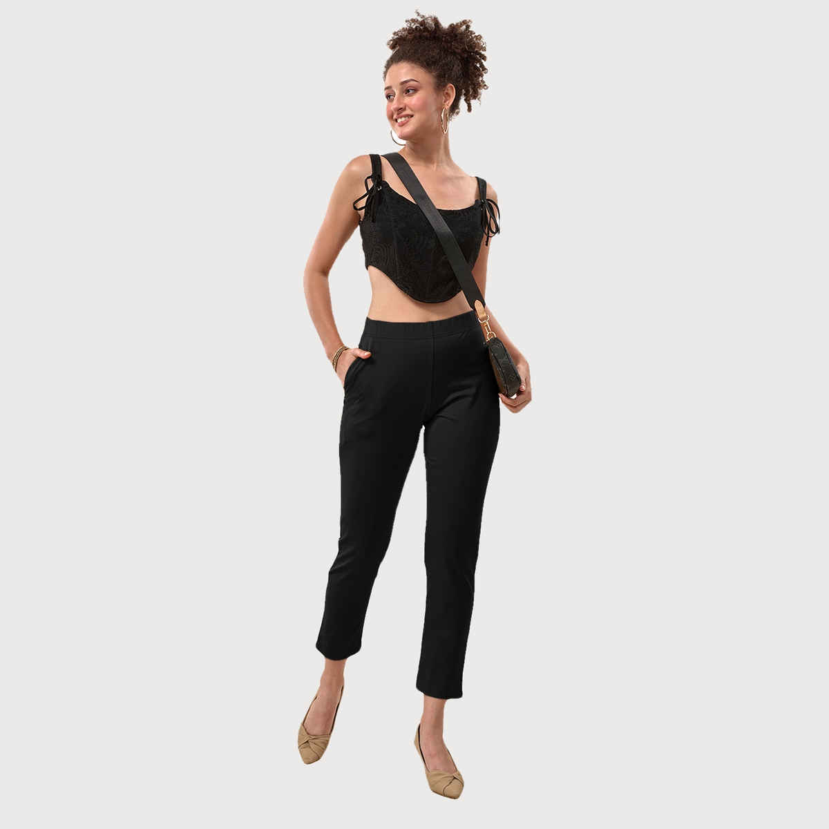 Lyra Women's Straight Pant Premium | Black - M