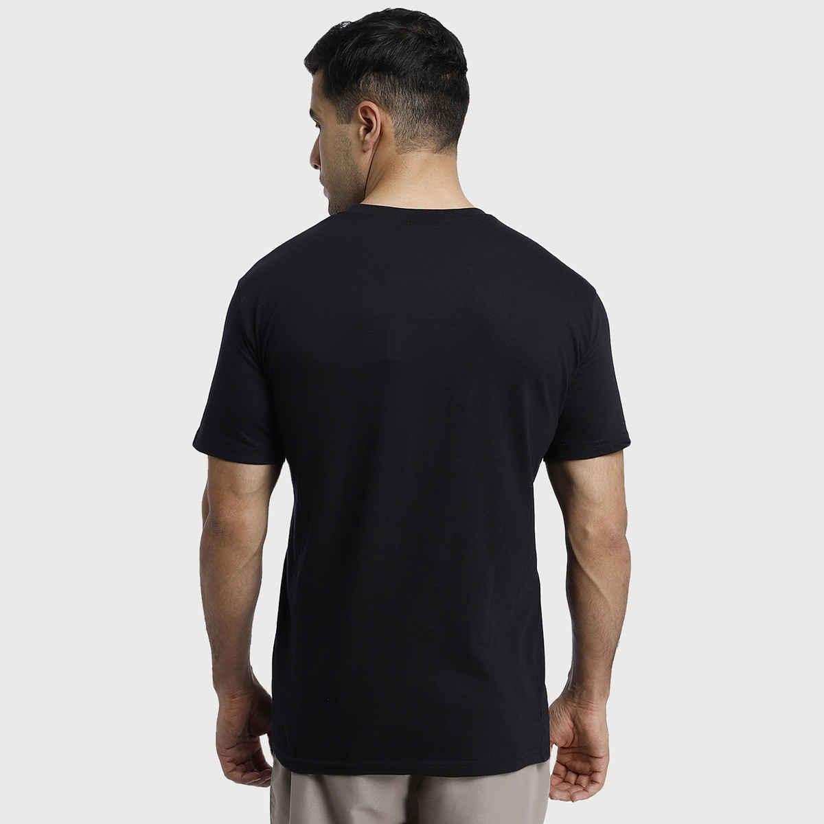 hummel Men's Go Round Neck Solid Regular Fit Cotton Poly T-shirt | Black - L