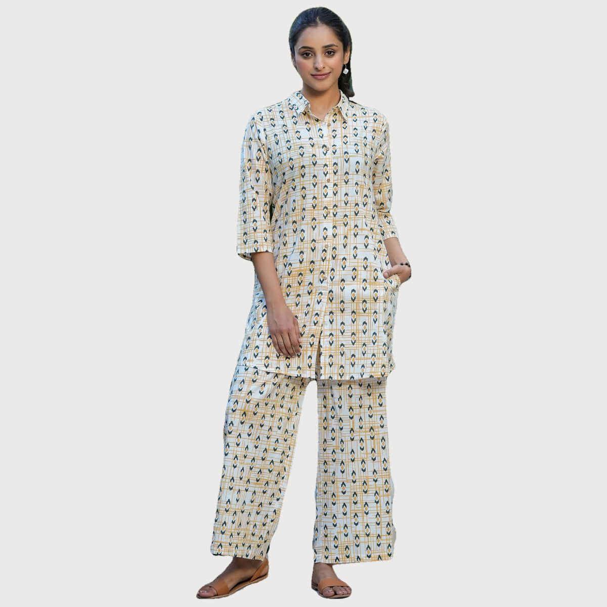 Sanskrutihomes Mustard And Blue Ethnic Motifs Printed Pure Cotton Night Suit | L