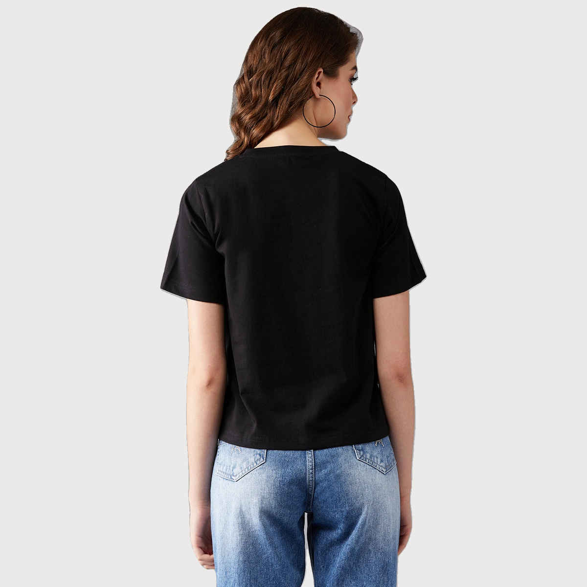 Miss Chase Women s Killin It Round Neck T-shirt Black | L