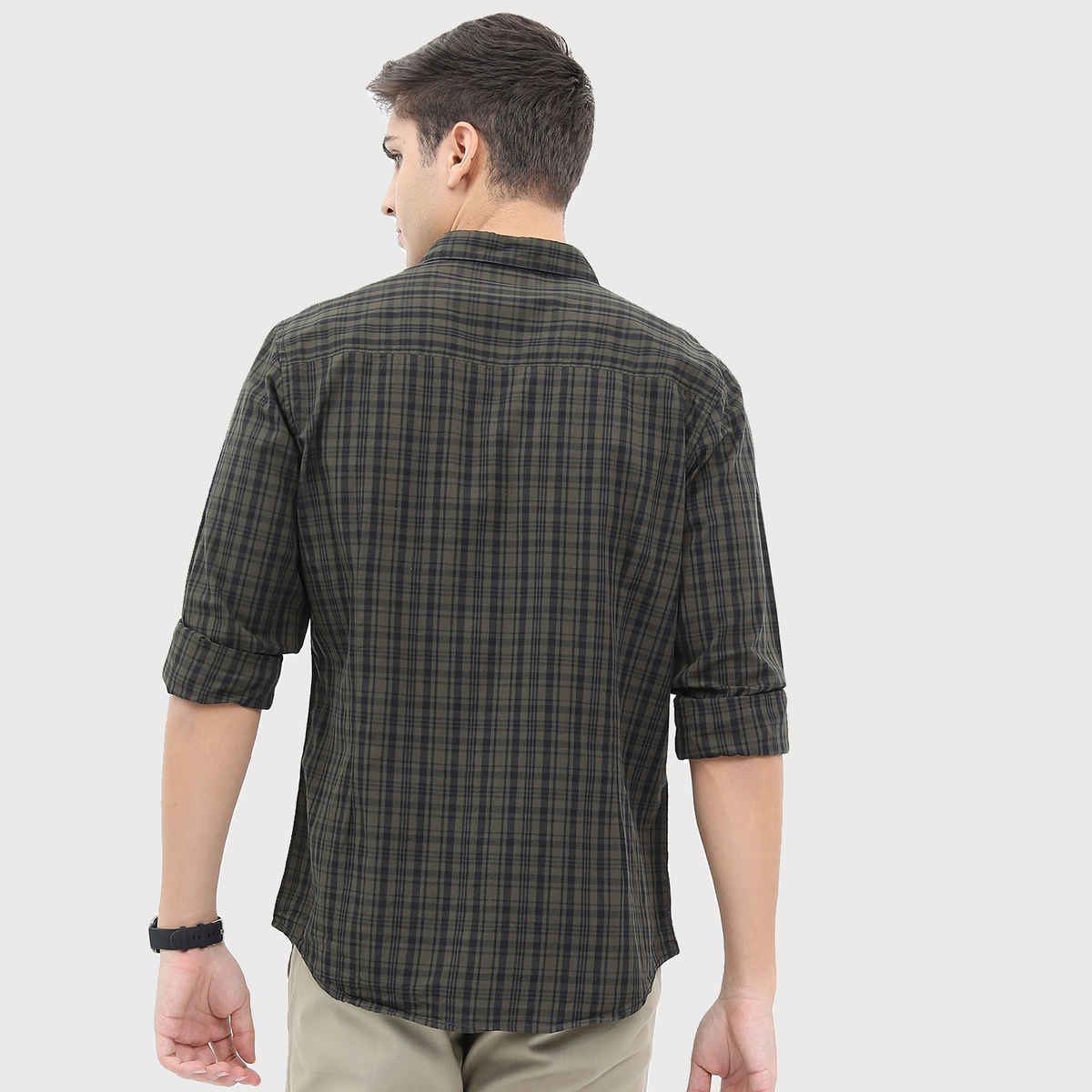Highlander Men's Slim Fit Checked Casual Shirt - Olive and Black | S