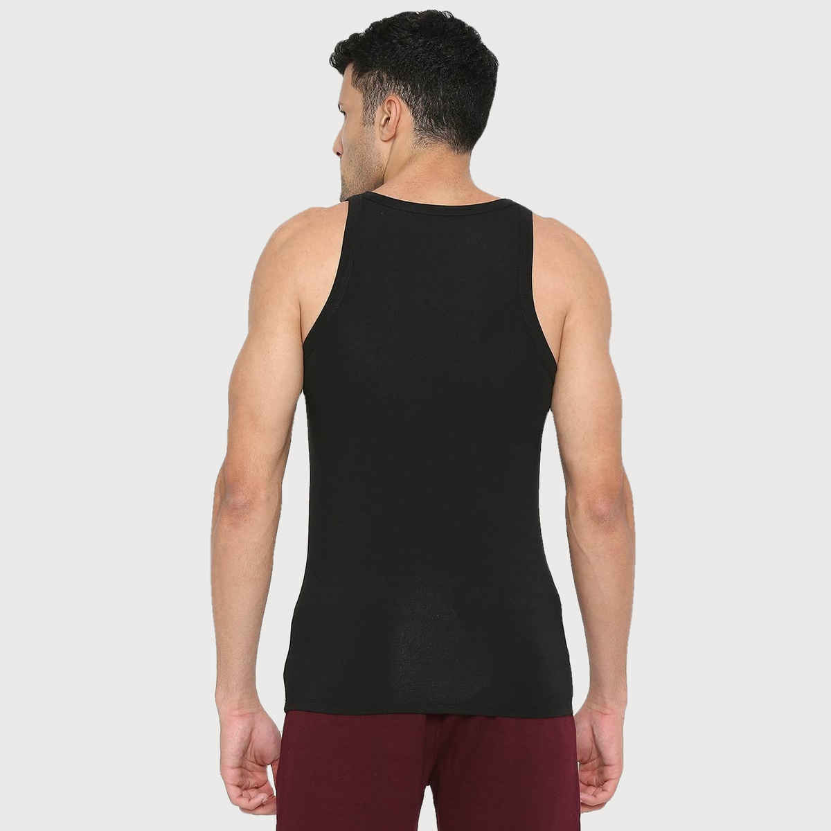 Underjeans by Spykar Men's Black Pack of 1 Vest | XXL