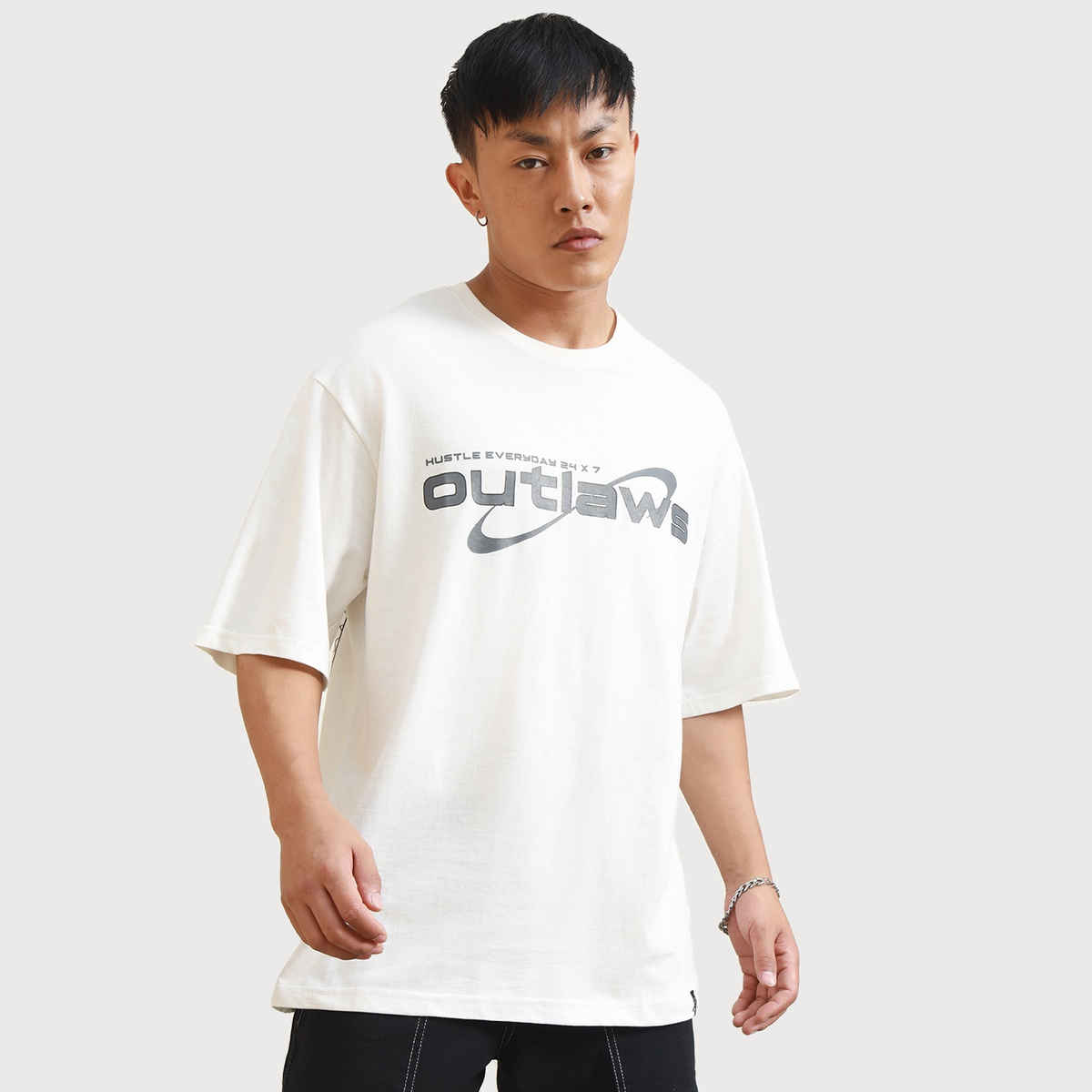 Hubberholme Men's Graphic Printed Drop Shoulder Relaxed Fit T-shirt | White - S