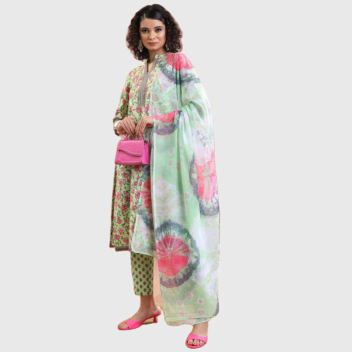 Ketch Women's Floral Printed Regular Kurta With Trousers Dupatta | Green | L