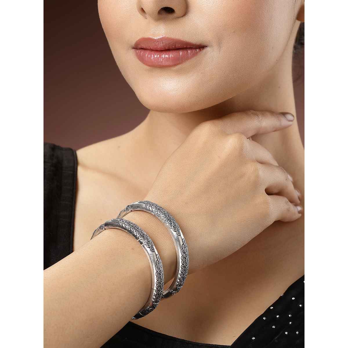 NVR Women's Set of 2 Silver-toned German Silver Peacock Design Oxidised Kada Bangle | NVR2478