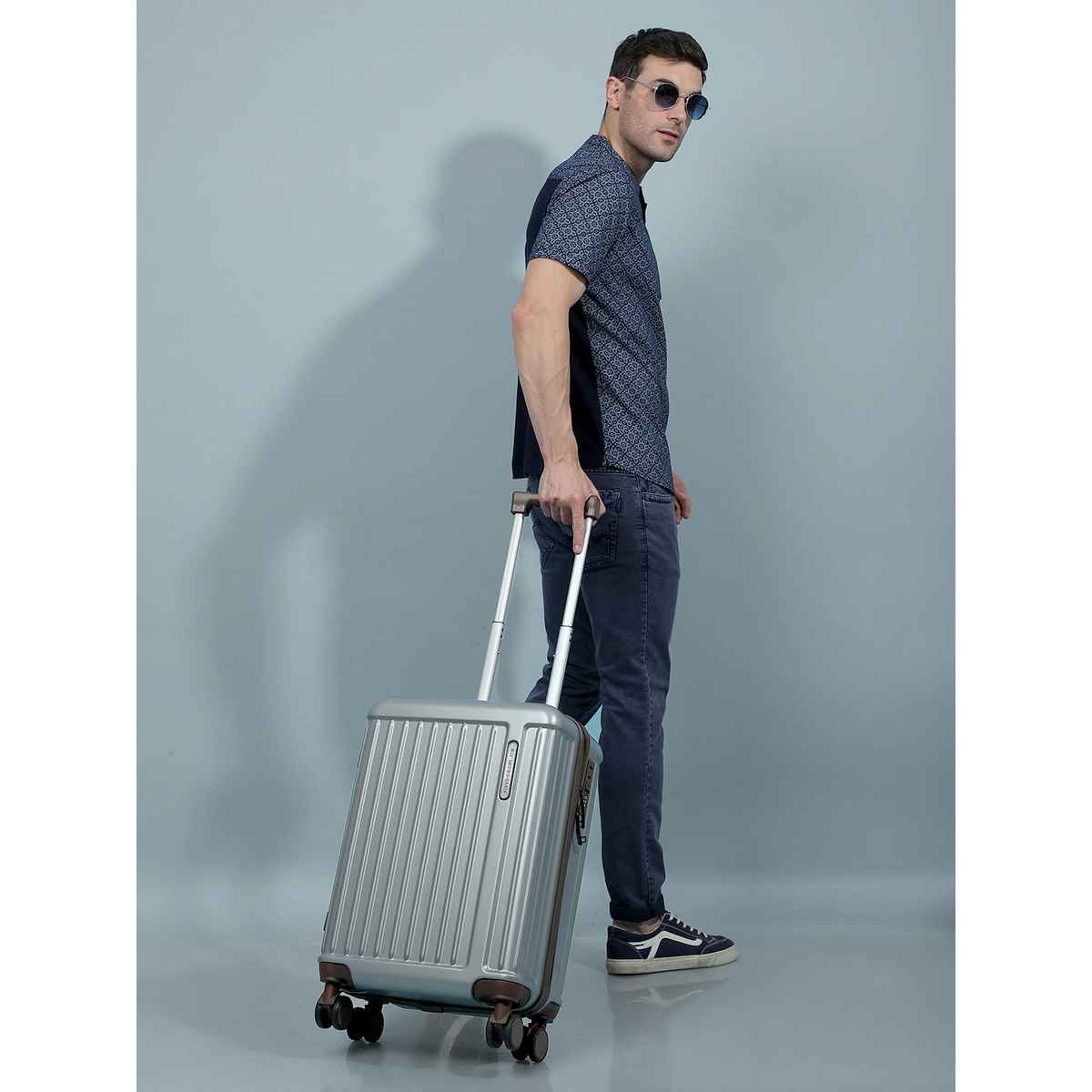 Move-Meant Travel Fun Cabin Suitcase Silver | 8 Wheels | Number Lock | Polycarbonate Travel Bag - 55 cm