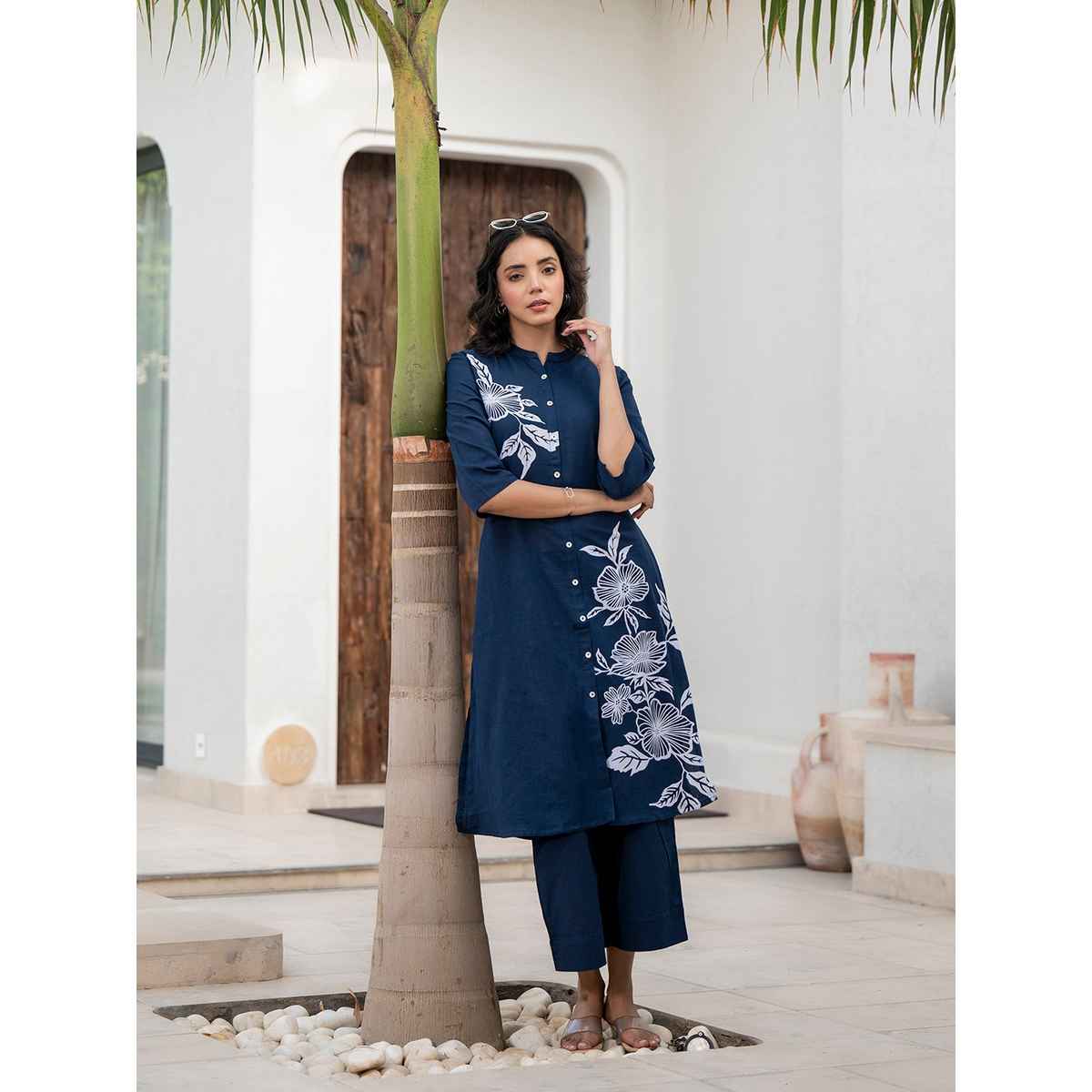 Divena Women s Navy Blue Floral Printed Cotton A-Line Fit Kurta Pant Set | DBK1361 | L
