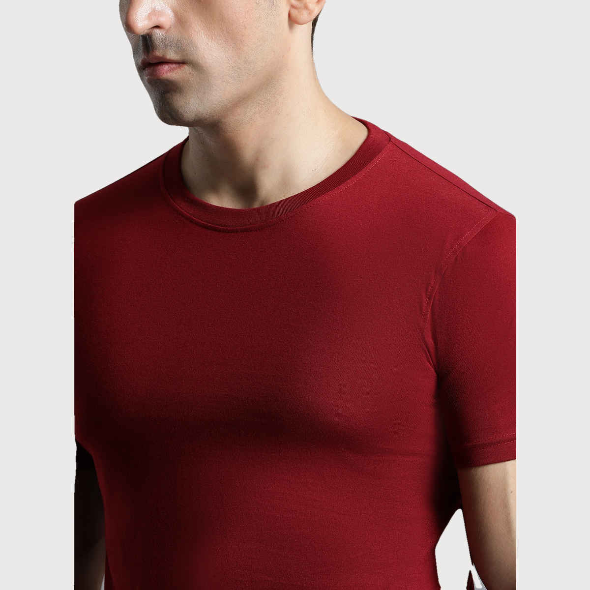 hummel Men's Cam Round Neck Solid Regular Fit Cotton Poly T-shirt | Maroon - L