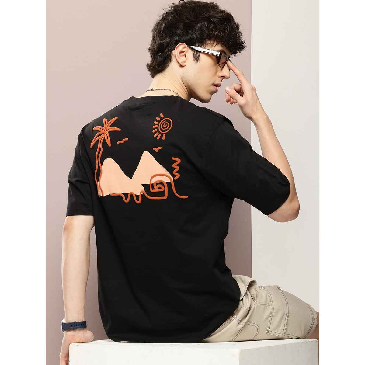 Dillinger Men's Oversized Short Sleeve Printed T-shirt | Black - L