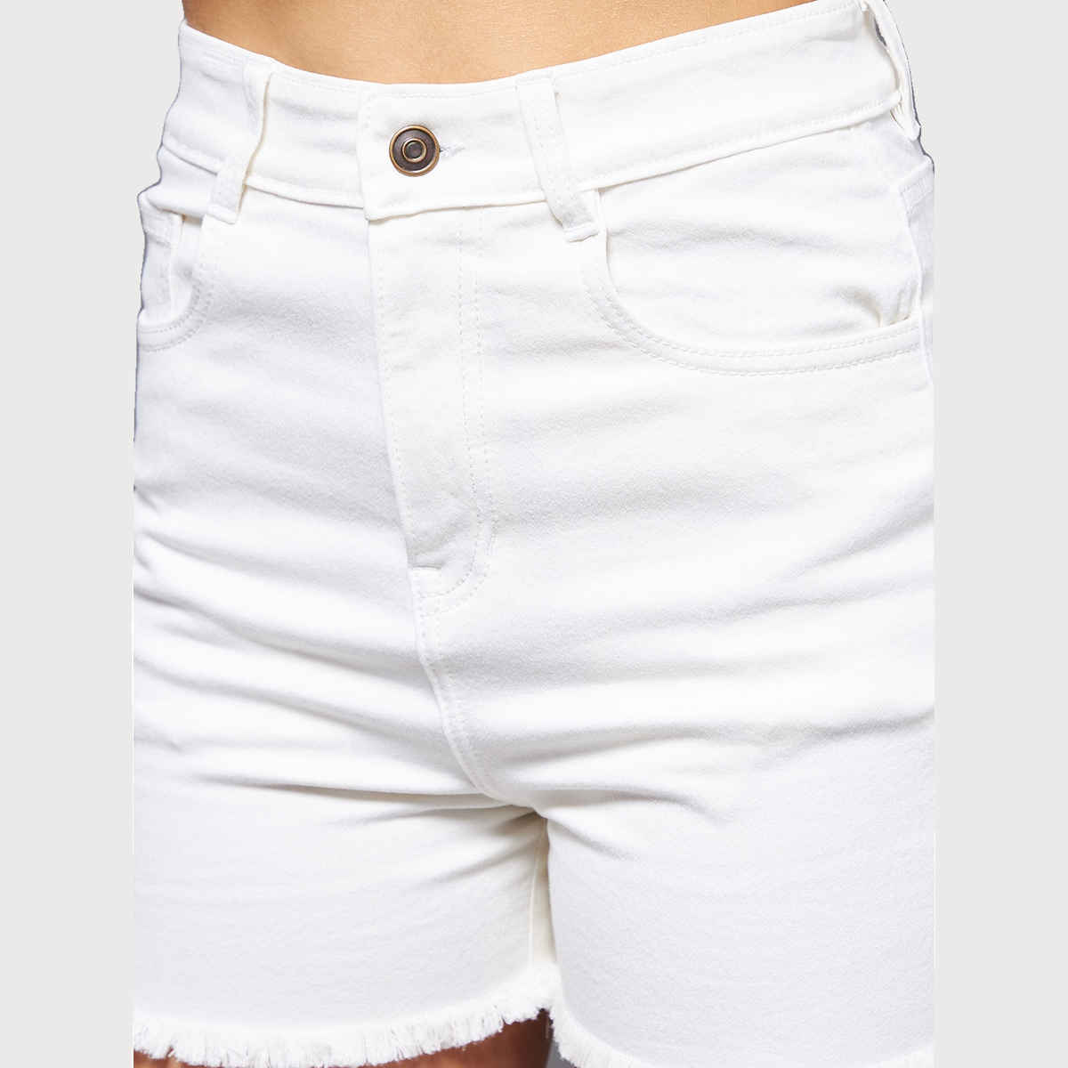 Miss Chase Smoking Guns Frayed Shorts | White | 28