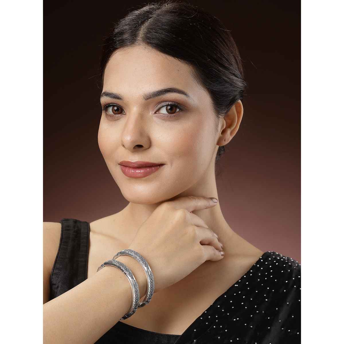 NVR Women's Set of 2 Silver-toned German Silver Peacock Design Oxidised Kada Bangle | NVR2478