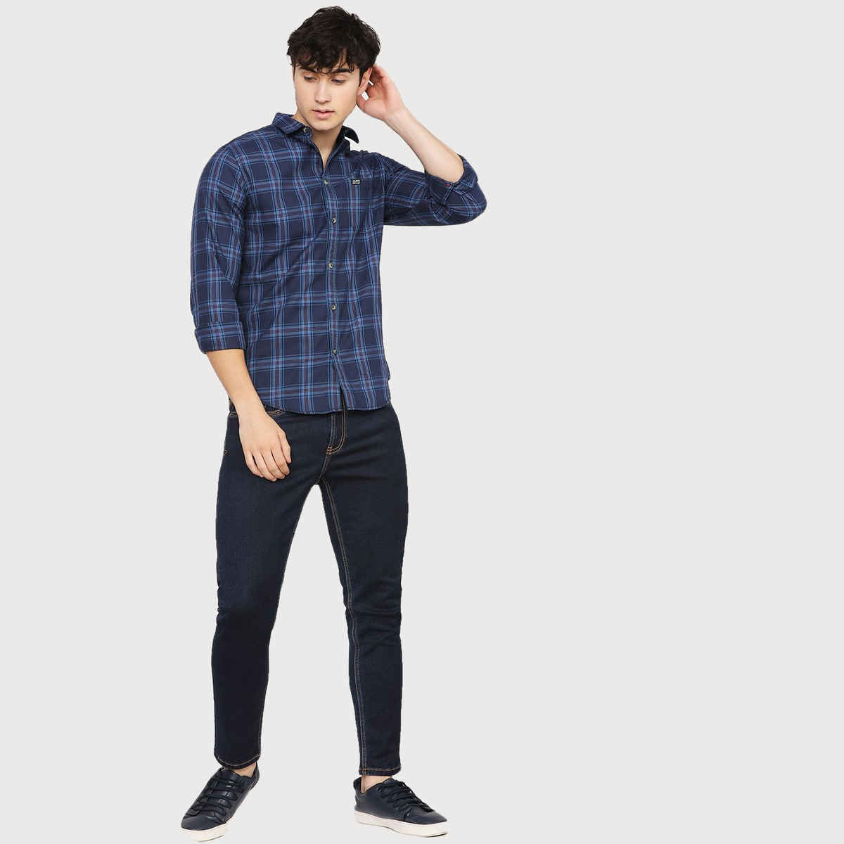 The Indian Garage Co Men's Slim Fit Checkered Casual Shirt | Navy Blue - XL