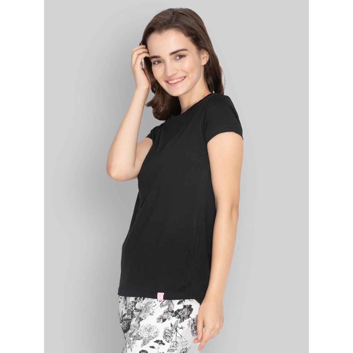 Lyra Women's T-shirt Round Neck Solid | Black - L
