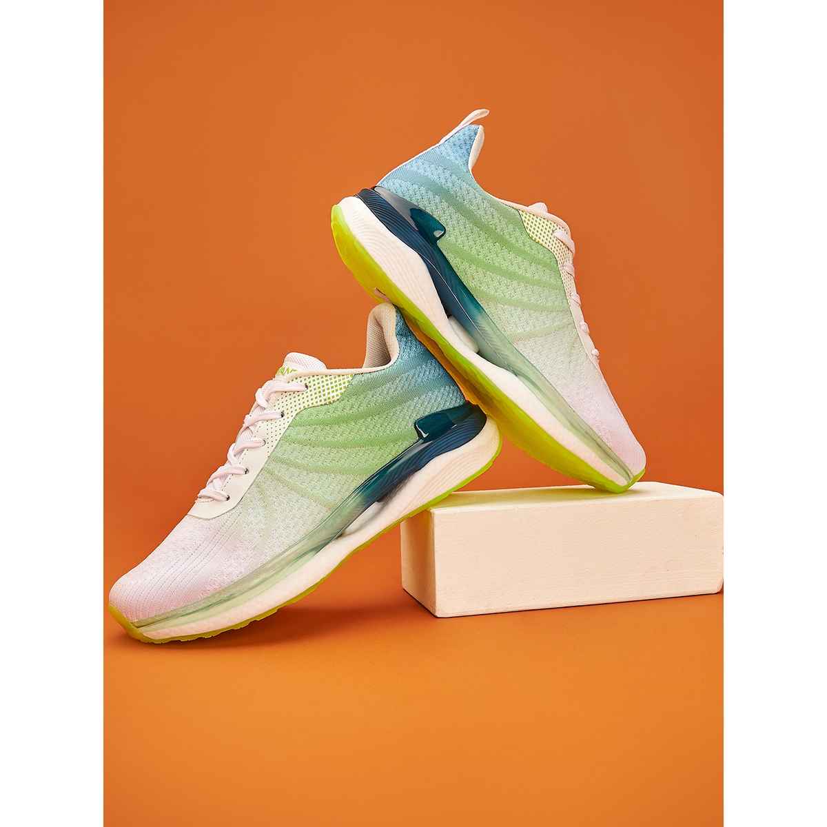 Avant Men's Rainbow Sports Shoes | Green-White | UK 11